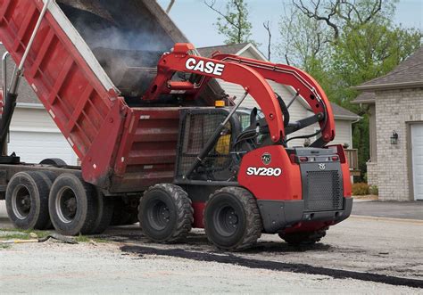 Case unveils red limited edition skid steers, CTLs to honor 175th 